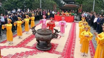 Phu Tho commemorates nation’s legendary parents